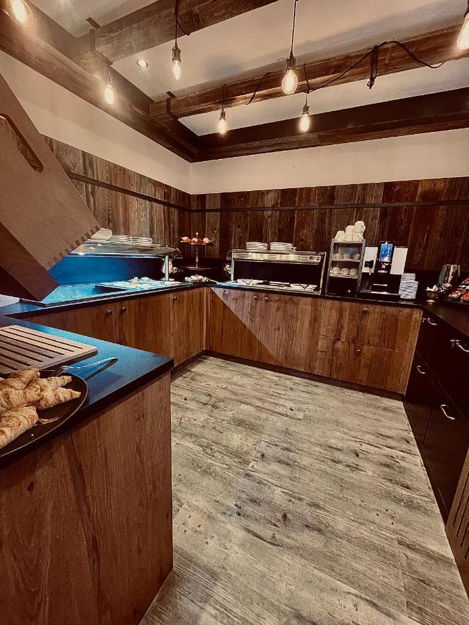 Hotel Central ايشجل المظهر الخارجي الصورة